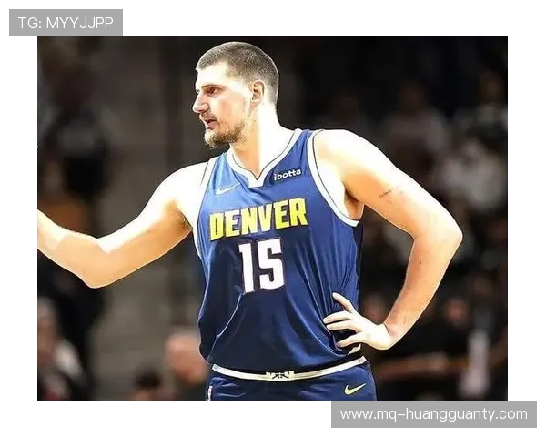 保罗挡拆组织对比约基奇 更擅长制造外线空位