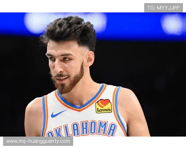 切特·霍姆格伦无球掩护效率提升，拉开雷霆内线空间