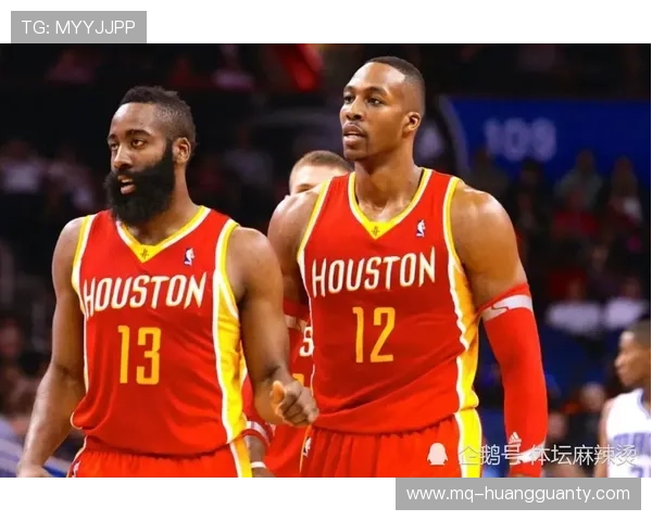 布泽尔利用背身单打提升内线效率，拉开与德怀特·霍华德的差距